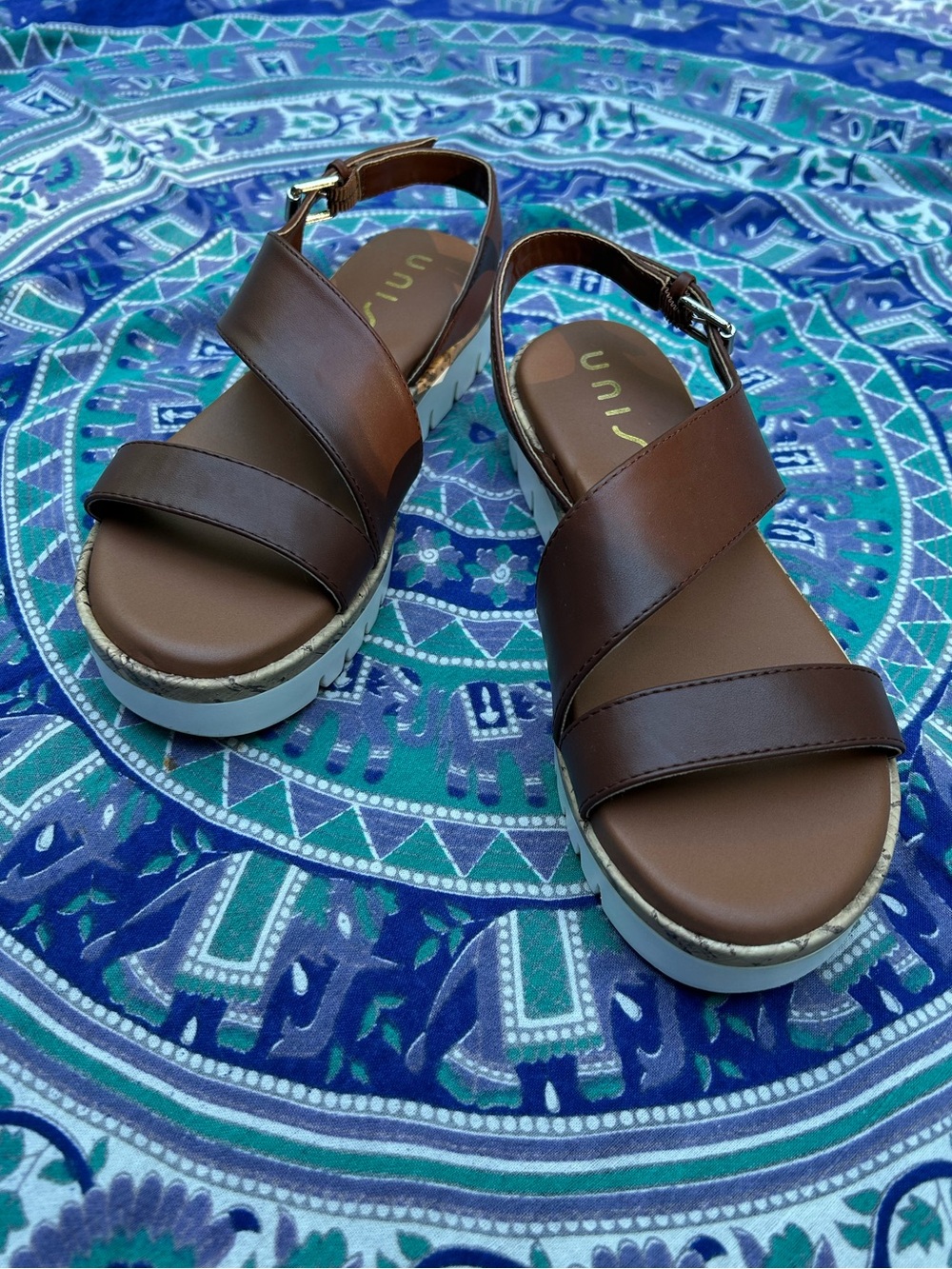 Unisa Brown Platform Espadrilles Sandals Lug Sole Buckle Strap | Size 8